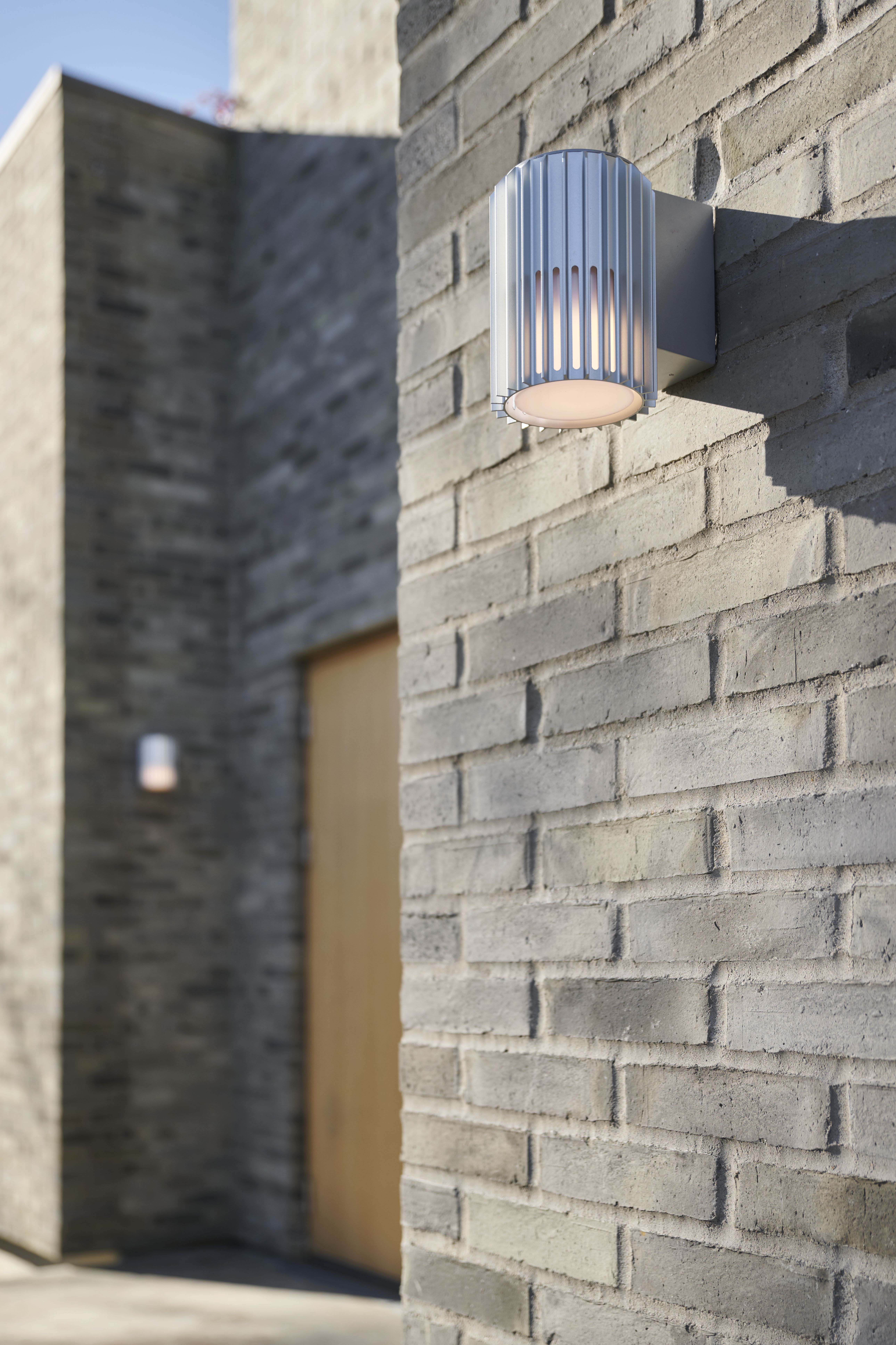 Aludra | | Aluminium light Wall